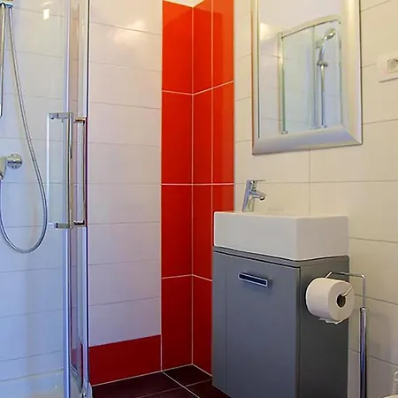 Nice In W/ 3 Bedrooms Appartamento